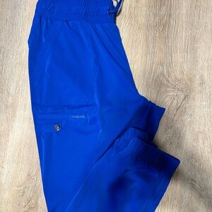 Healing Hands Jogger cargo scrubs